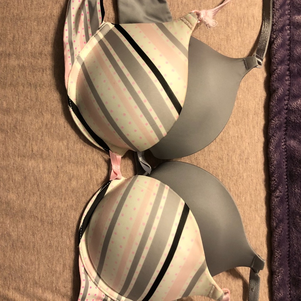 Victoria Secret bra bundle